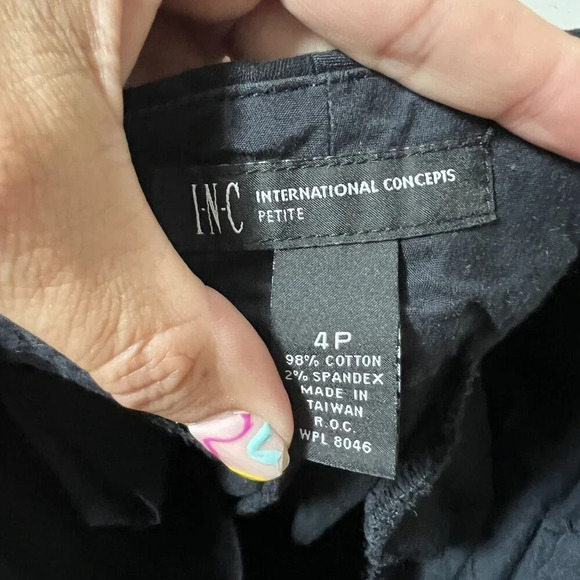 Vintage Y2K INC Women's Black Cropped Pants 4P Straight Leg Minimalist - Picture 2 of 10